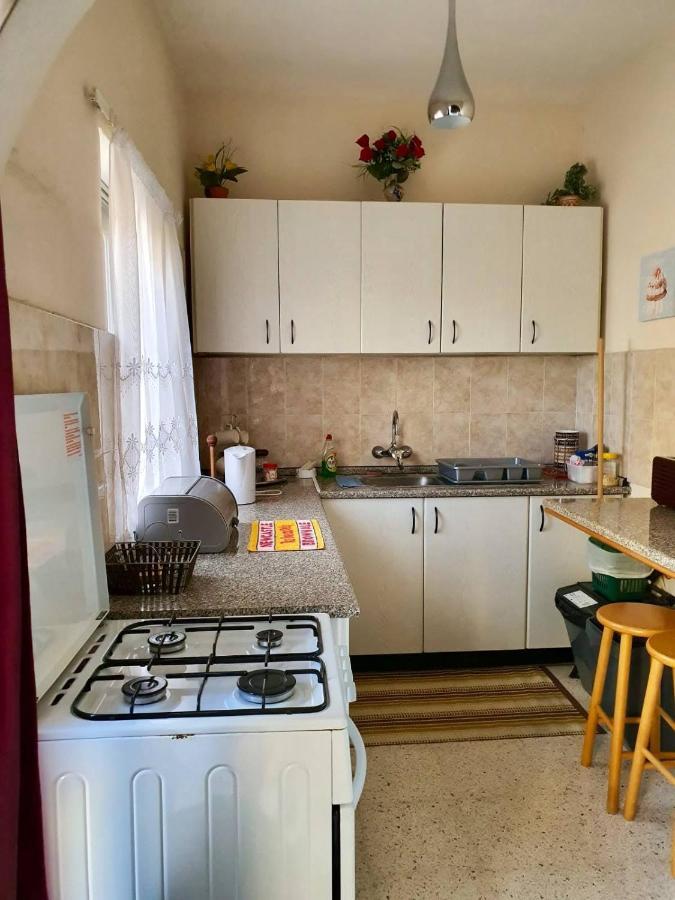 Kennedy Court - Prime Location - Bus Terminus Appartement St. Paul's Bay Buitenkant foto