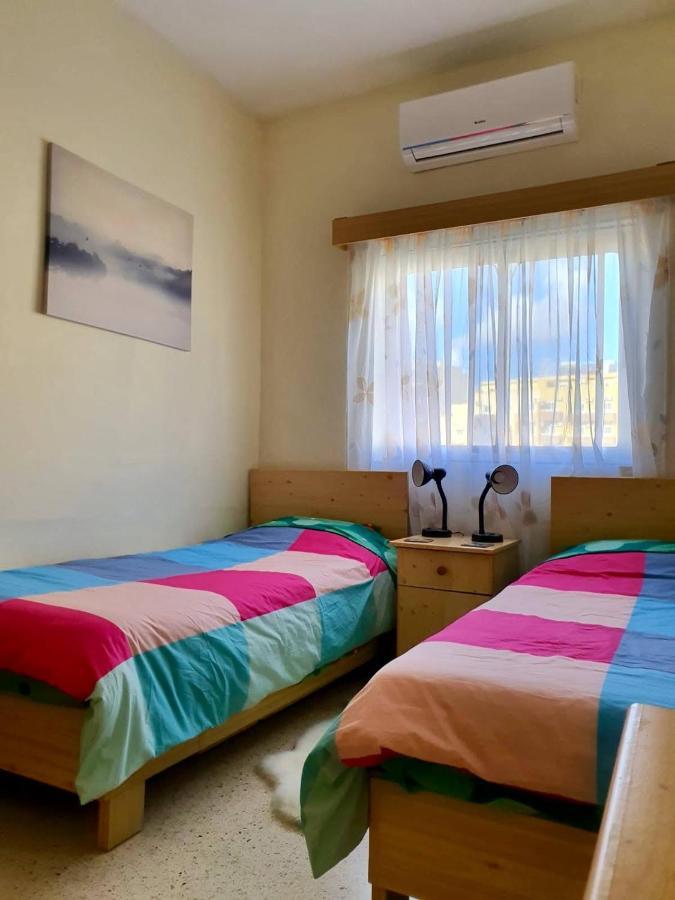 Kennedy Court - Prime Location - Bus Terminus Appartement St. Paul's Bay Buitenkant foto